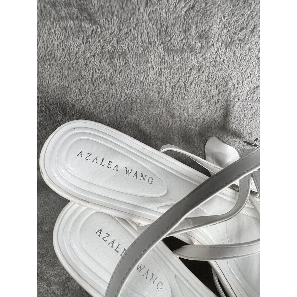 Azalea Wang Women’s 11 White Yancy Adjustable Flower Heels Sandals Stilettos - Picture 11 of 11